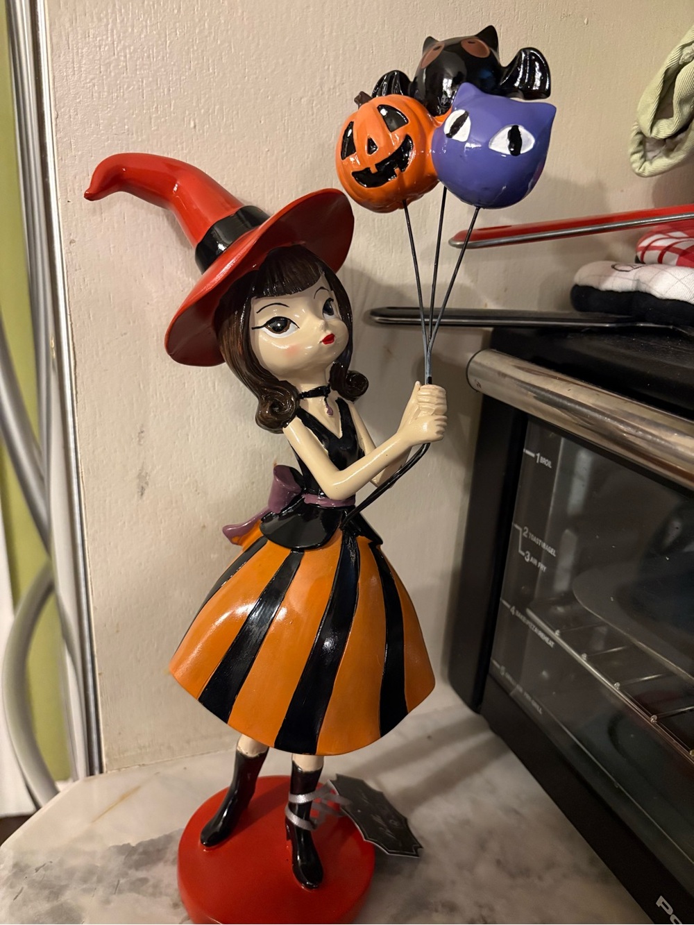 Bella luxe witch small size 15 in